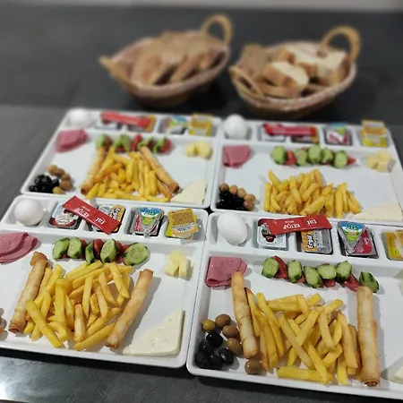 Elia Turizm Hotel 2*
